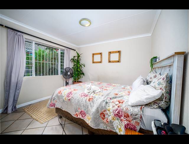 2 BEDROOM TOWNHOUSE FOR SALE IN NORTHWOLD